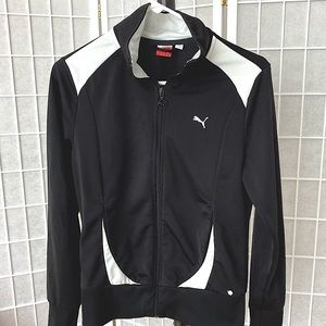 PUMA WOMEN’S CLASSIC TRACK JACKET